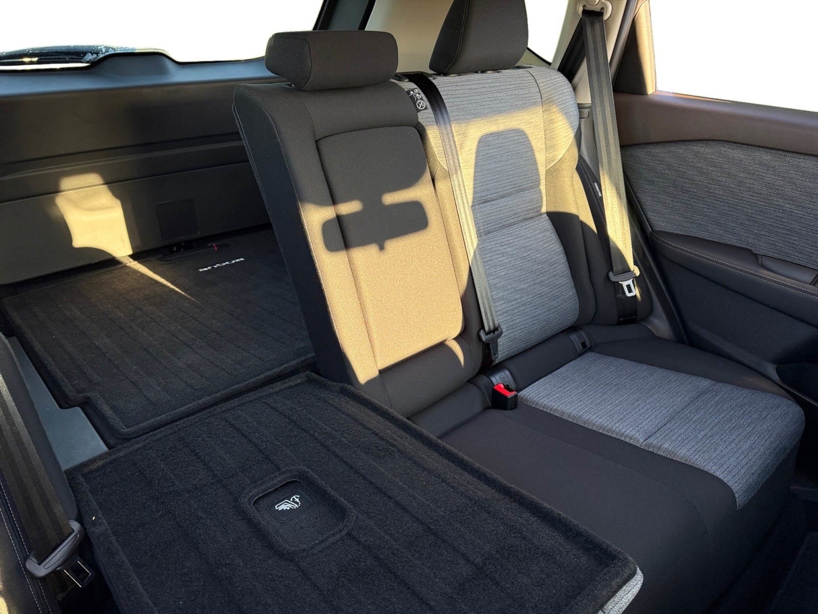 2023 Nissan Rogue SV - Photo 18