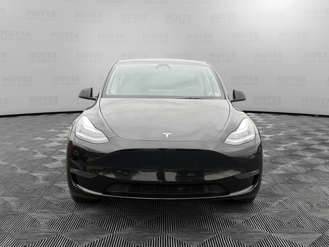 2023 Tesla Model Y Long Range photo 3