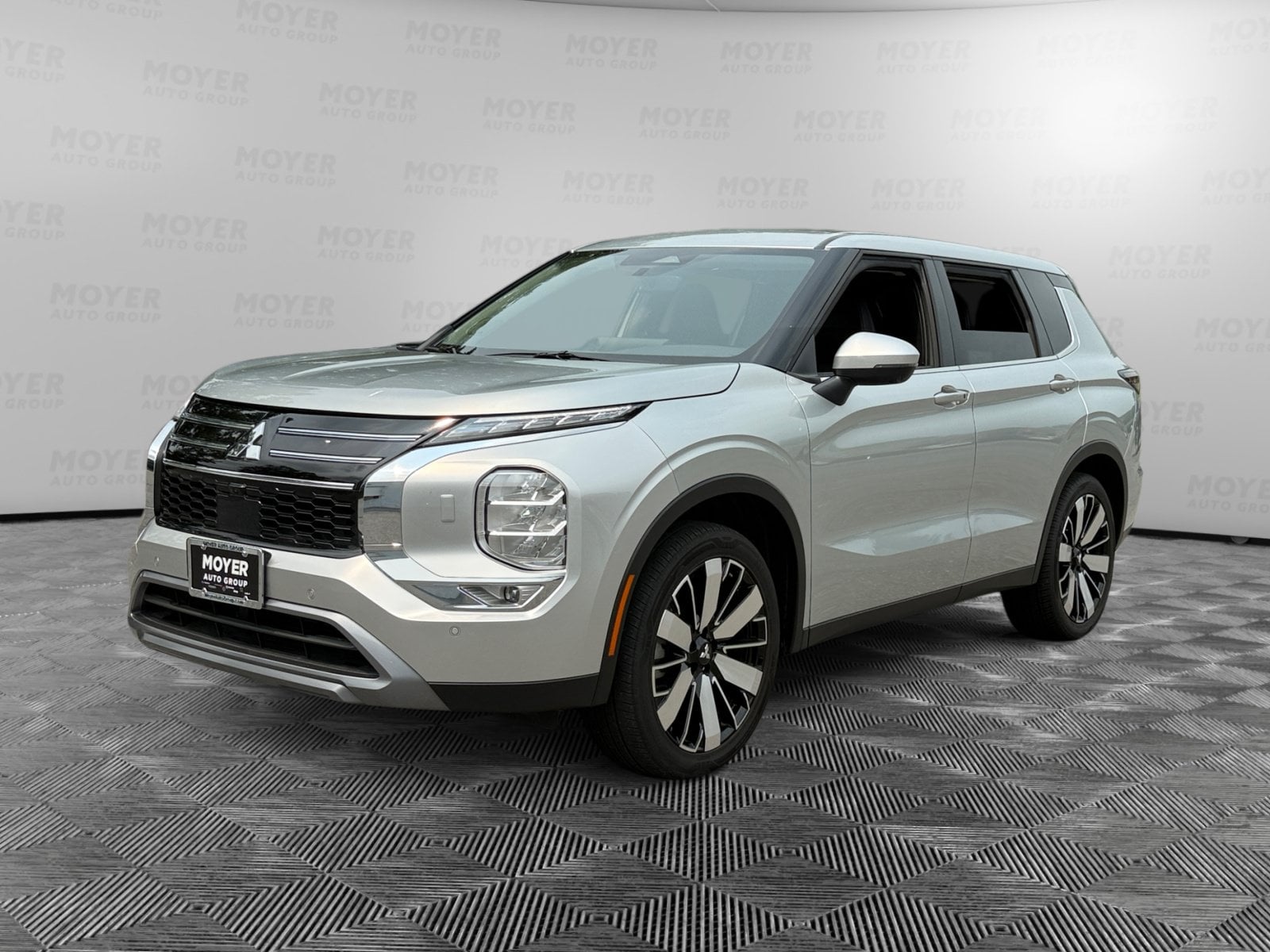 2025 Mitsubishi Outlander