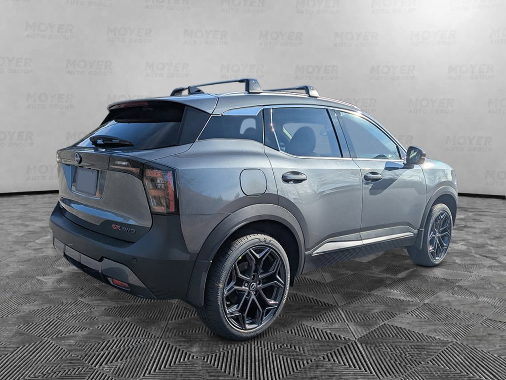 New 2026 Nissan Kicks SR SUV
