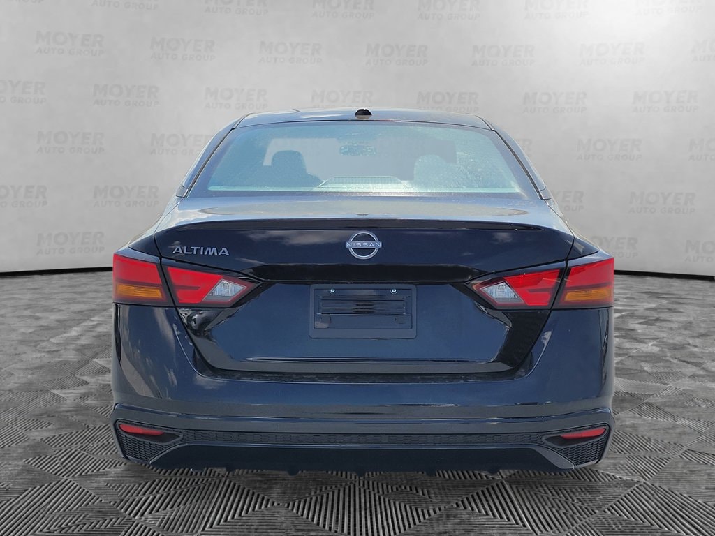New 2026 Nissan Altima SV Sedan