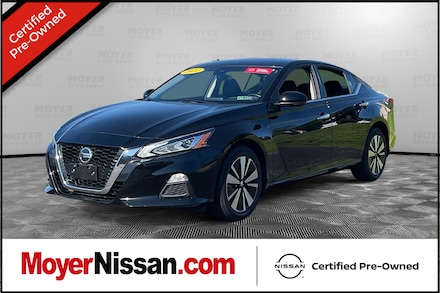 2022 Nissan Altima 2.5 SV Sedan