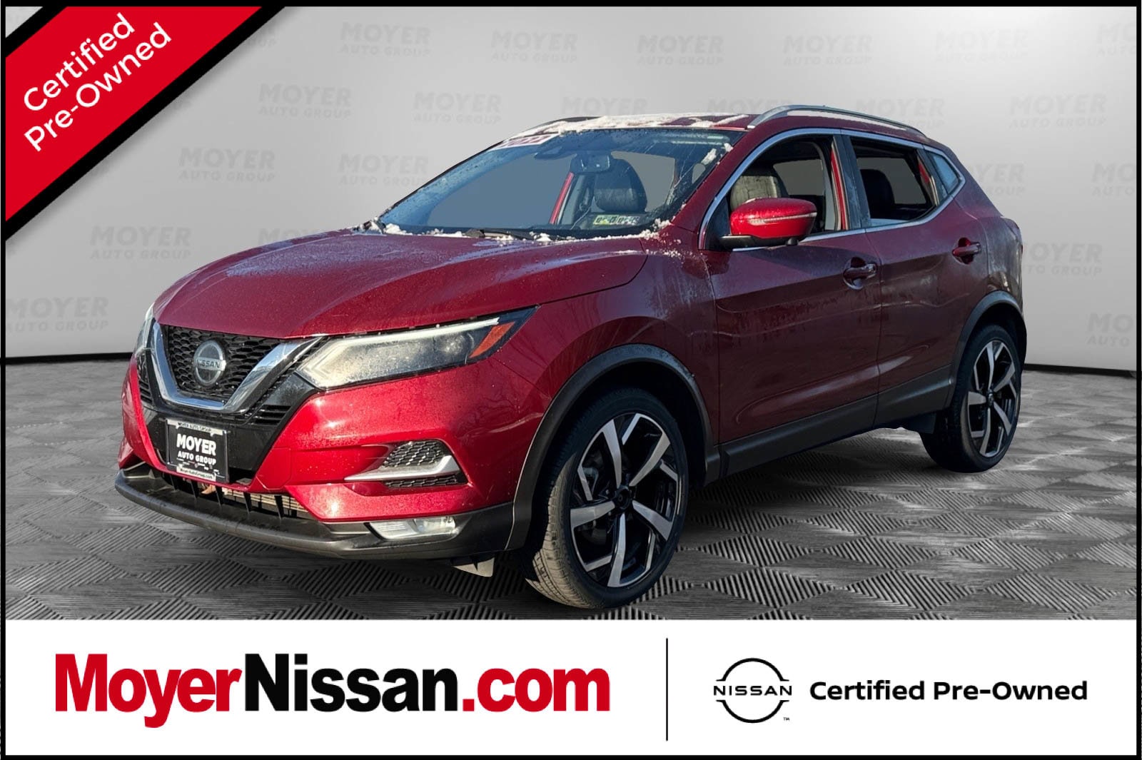 2022 Nissan Rogue Sport SL's photo