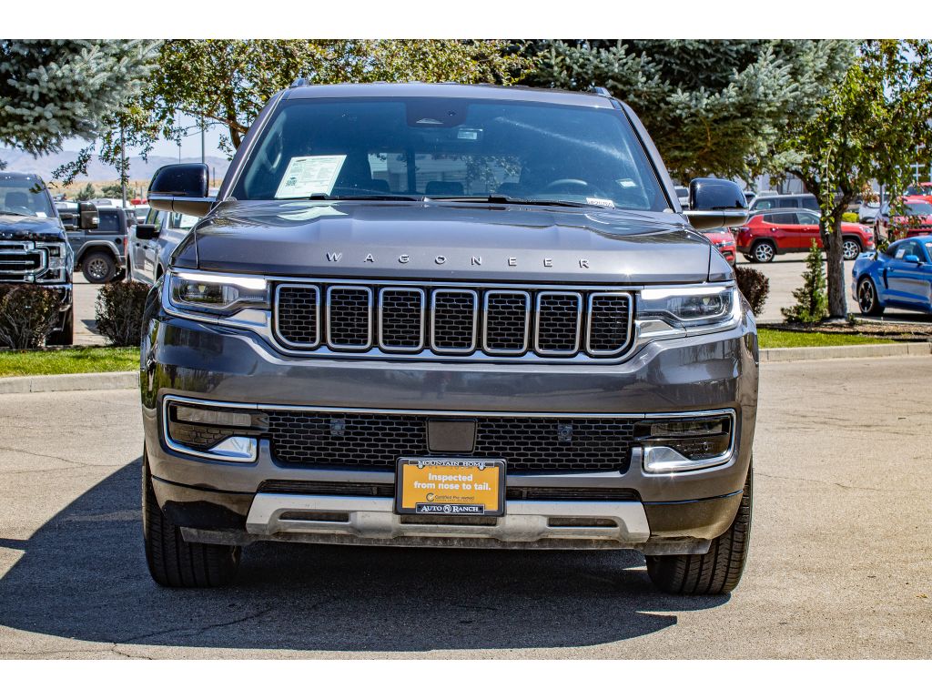 2024 Jeep Wagoneer L Series II photo 2