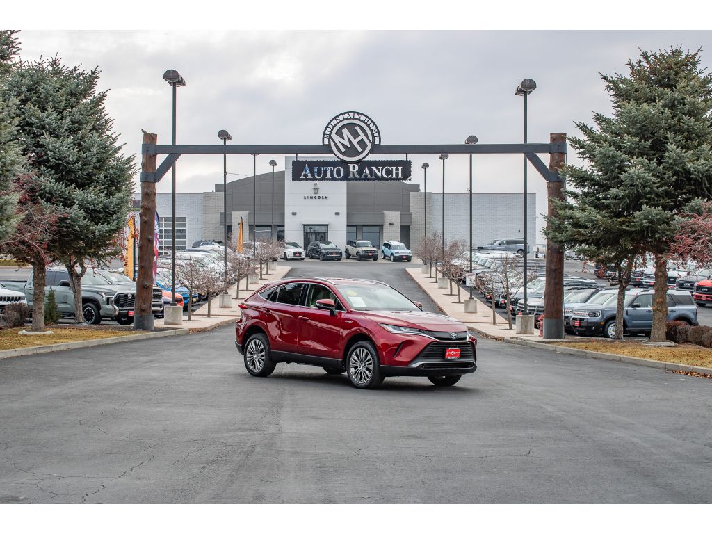 2021 Toyota Venza XLE's photo