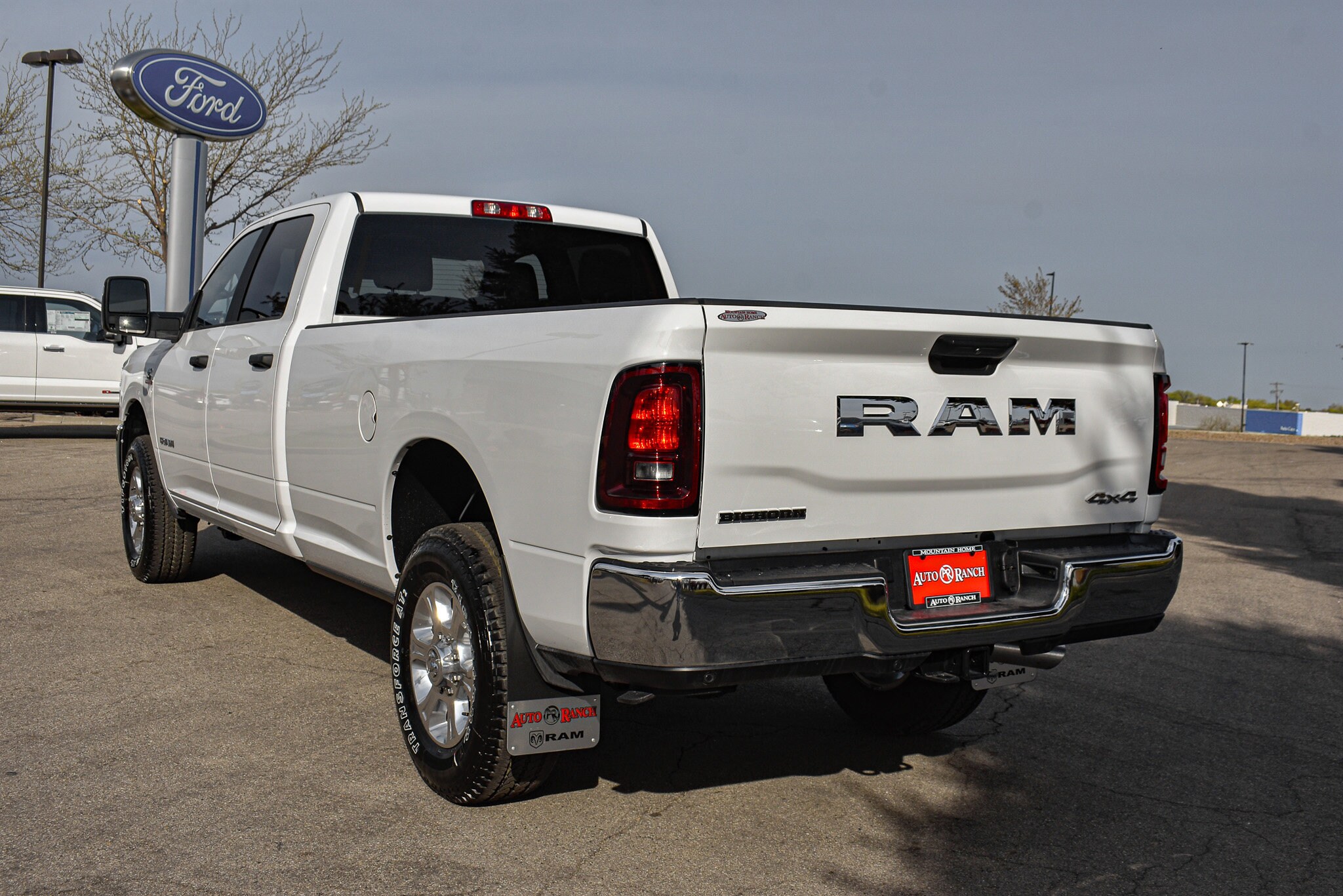 2025 Ram 3500 Big Horn photo 4