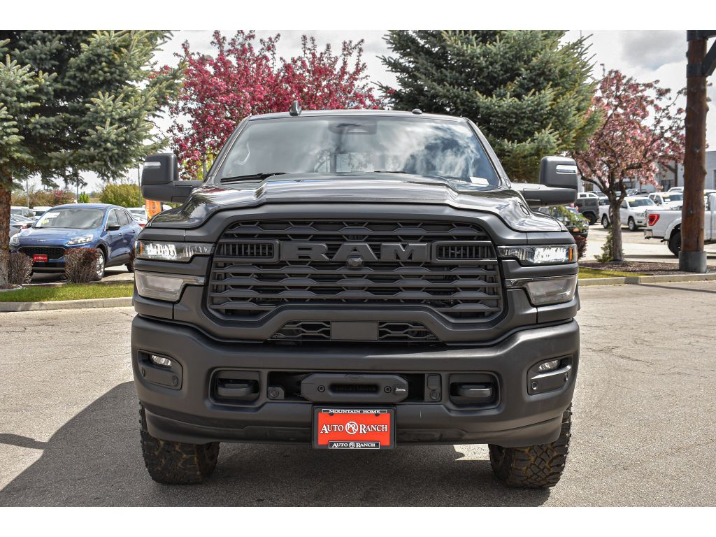 2025 Ram 2500 Tradesman photo 2