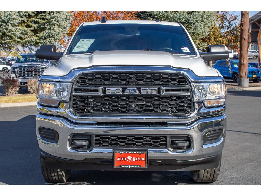 2022 Ram 3500 Big Horn photo 2