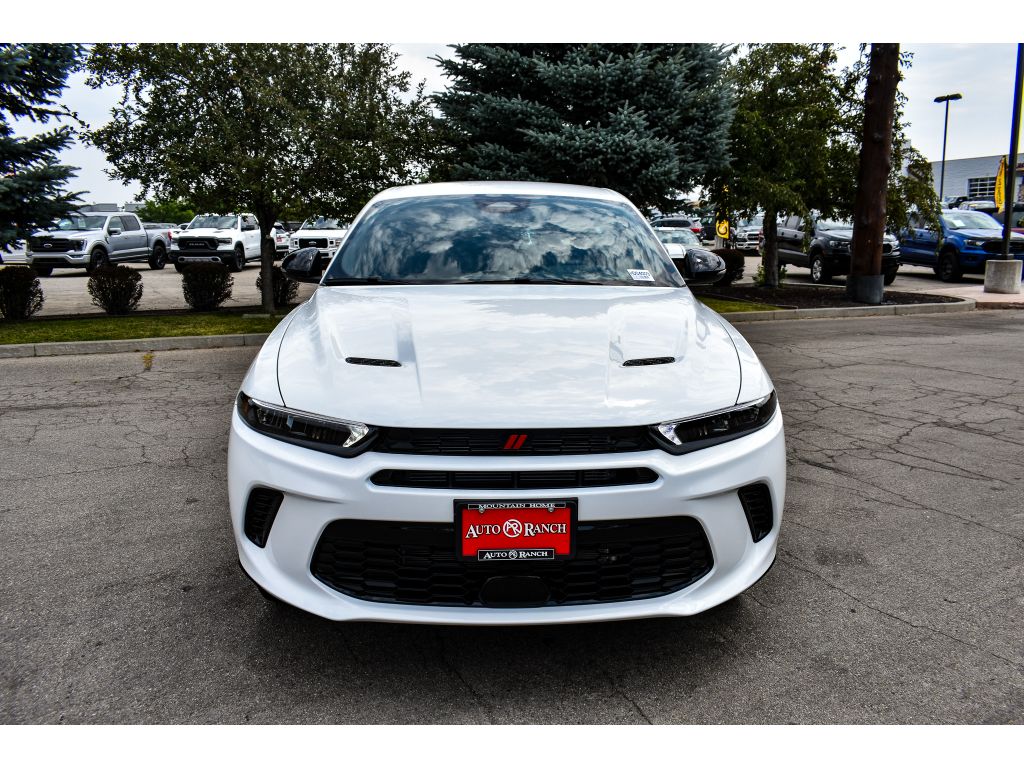 2024 Dodge Hornet GT photo 2