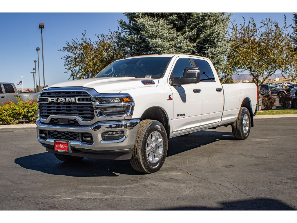 2026 Ram 3500 Big Horn photo 3