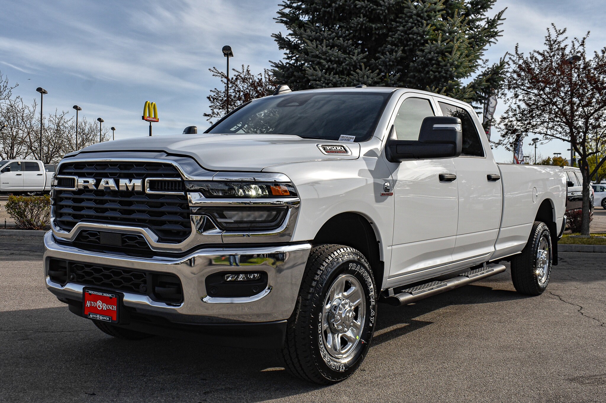 2025 Ram 3500 Tradesman photo 3