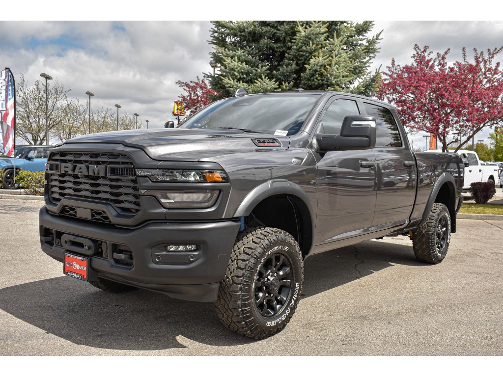 2025 Ram 2500 Tradesman photo 3