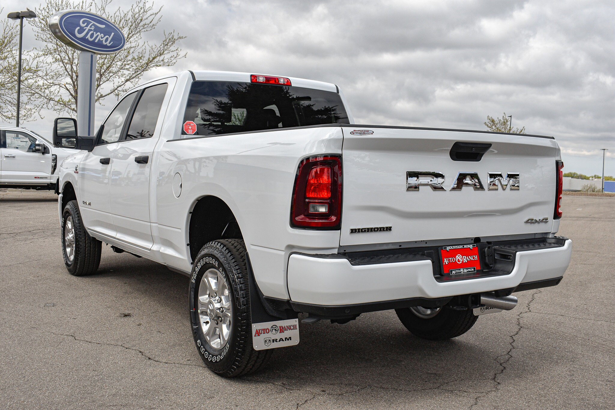2025 Ram 2500 Big Horn photo 3