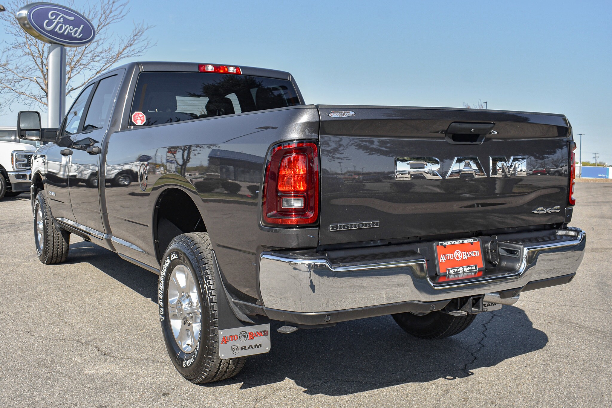 2025 Ram 3500 Big Horn photo 4