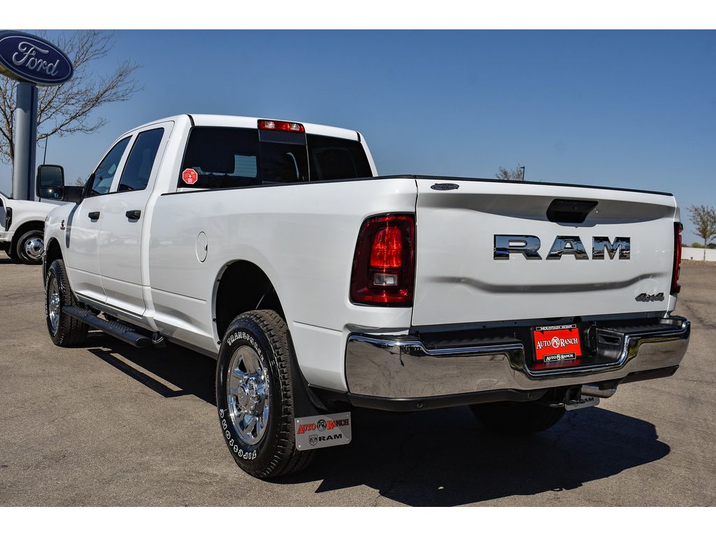 2025 Ram 3500 Tradesman photo 4