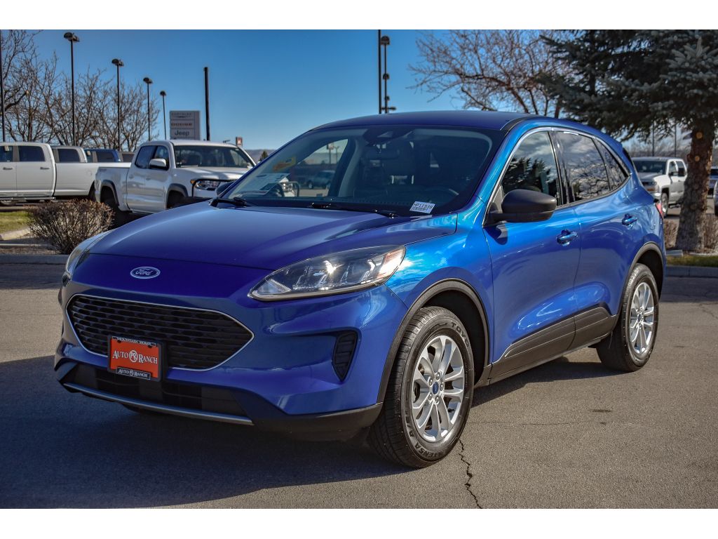 2022 Ford Escape SE photo 3
