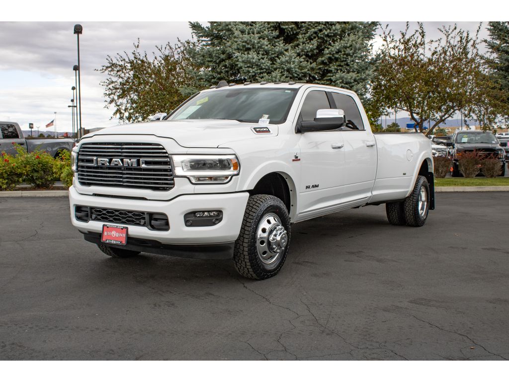 2021 Ram 3500 Laramie photo 4