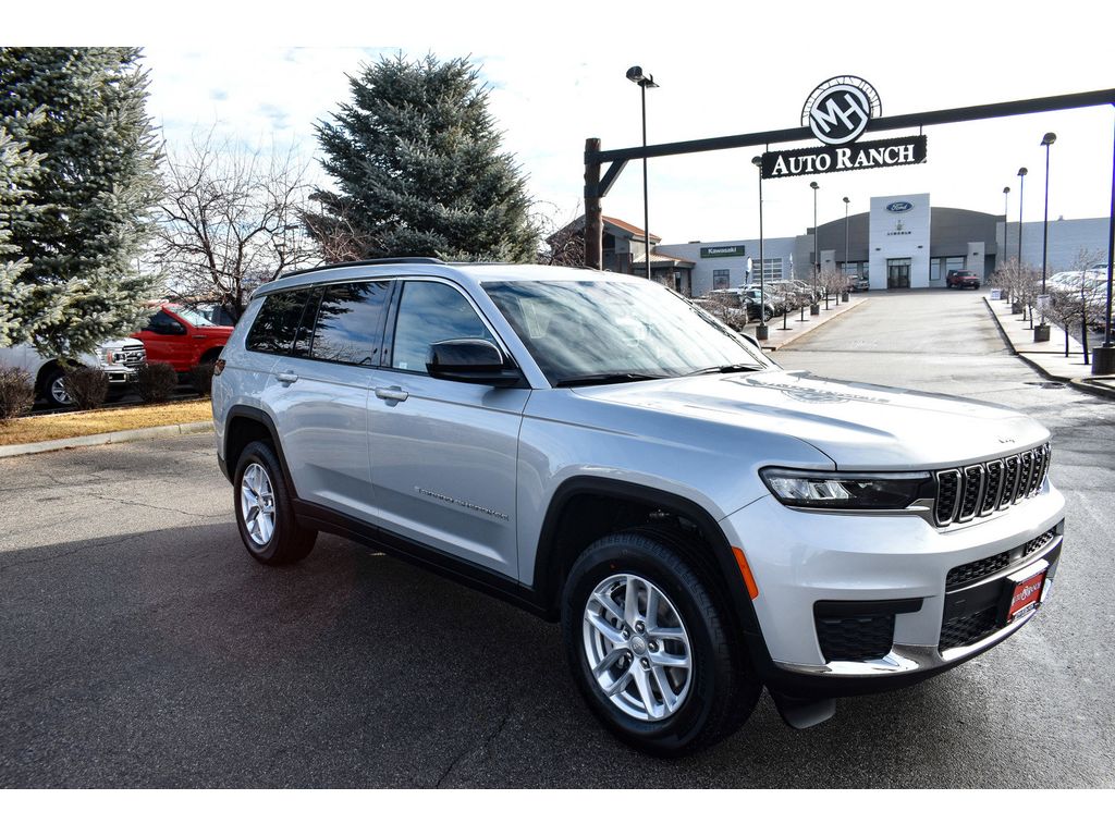2025 Jeep Grand Cherokee L photo 2