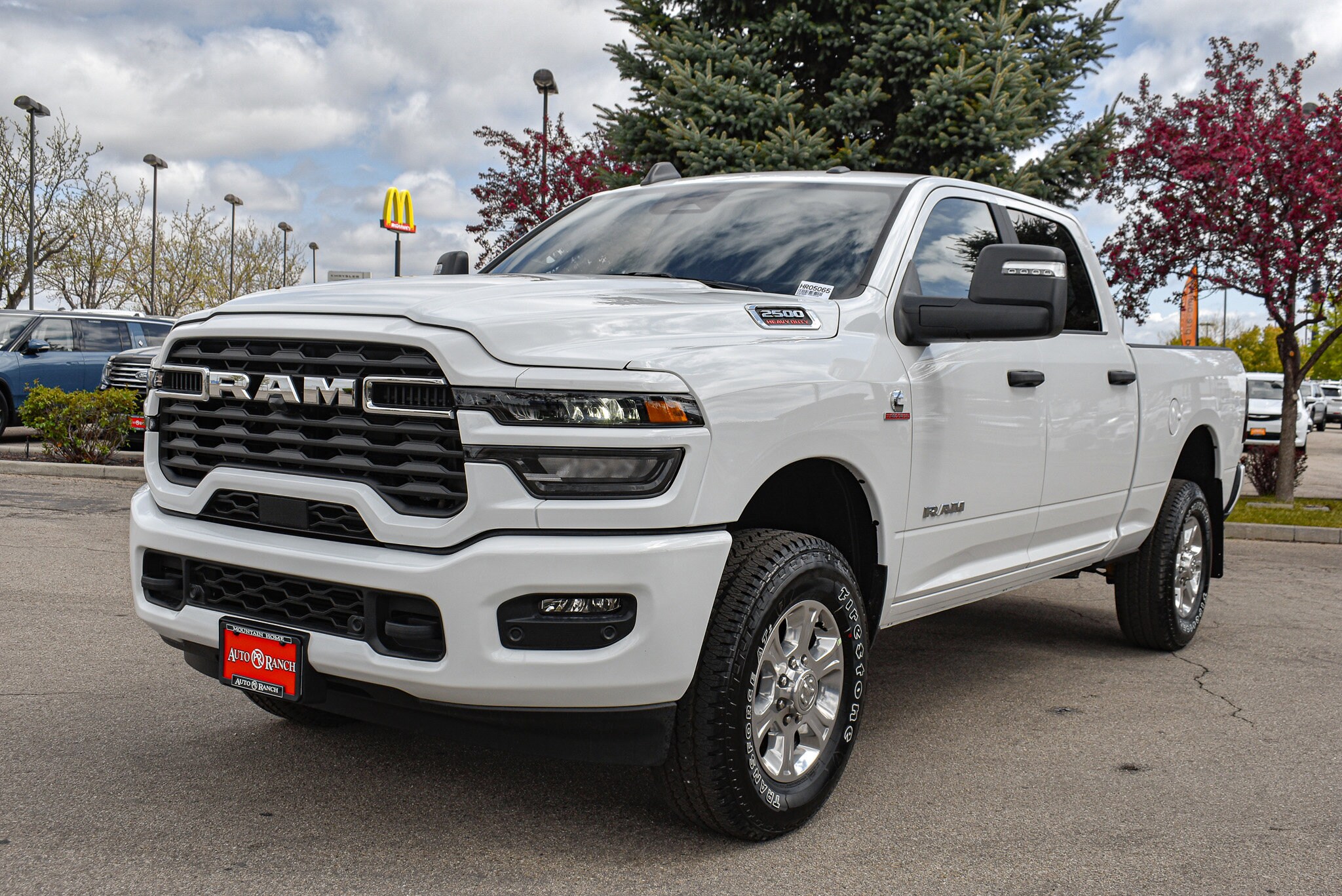 2025 Ram 2500 Big Horn photo 2