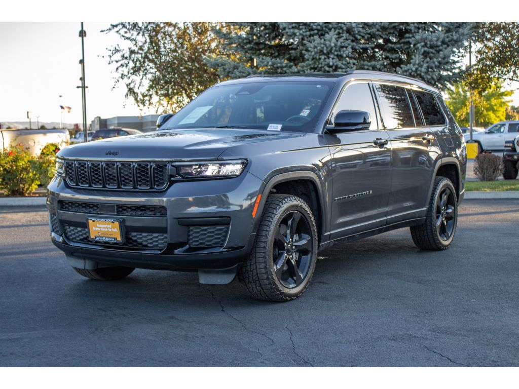 2022 Jeep Grand Cherokee Altitude photo 4