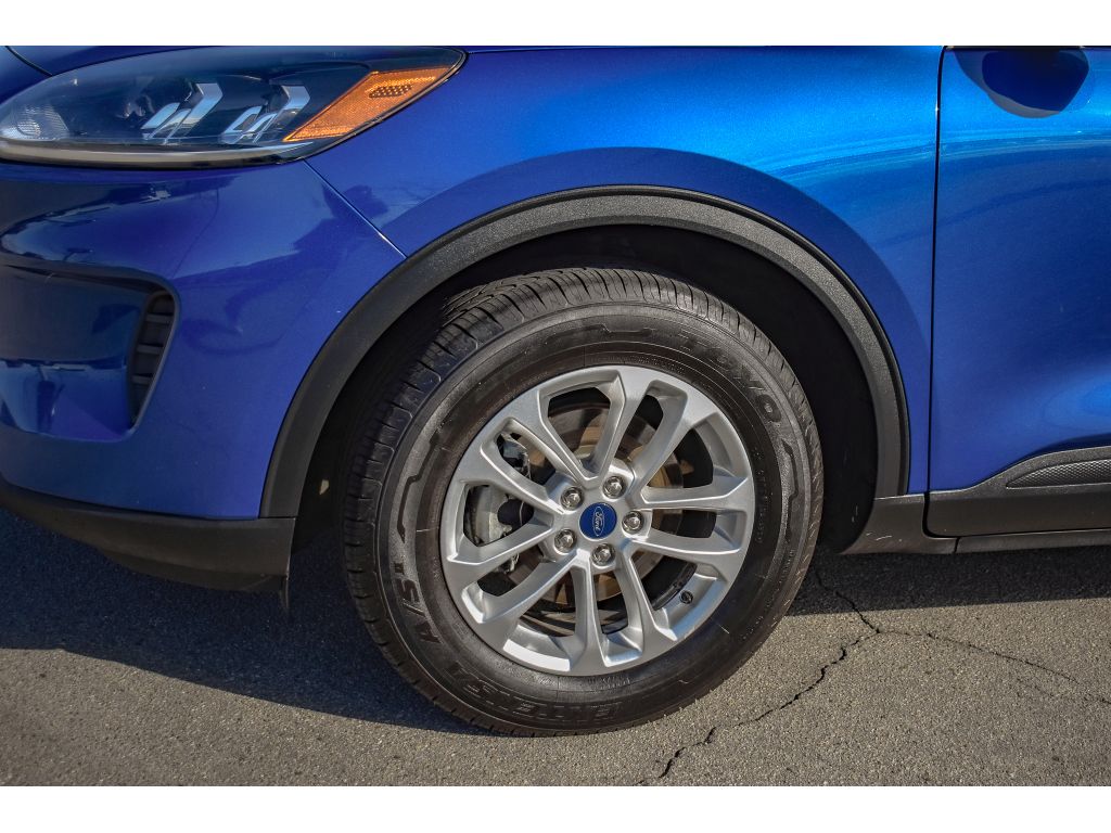 2022 Ford Escape SE photo 4