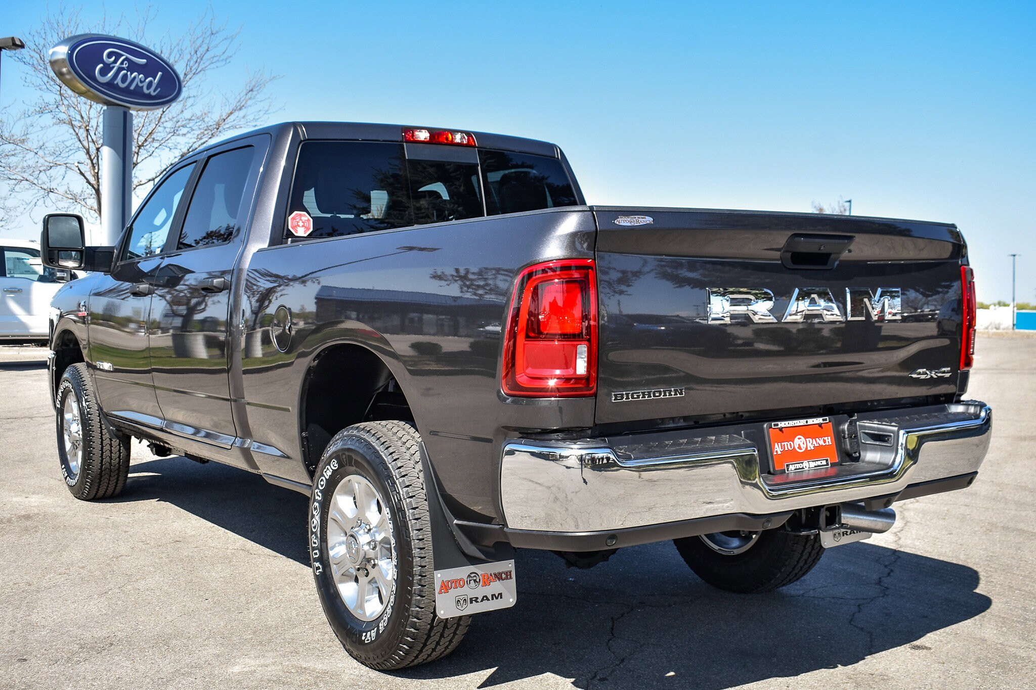 2025 Ram 2500 Big Horn photo 4