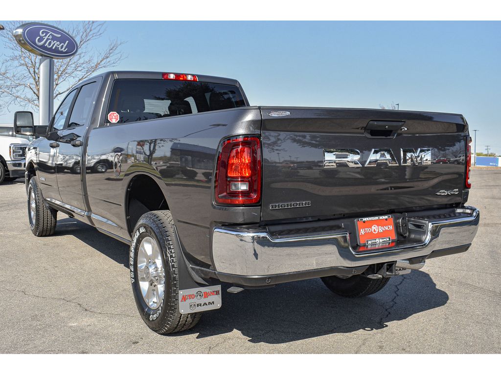 2025 Ram 3500 Big Horn photo 3