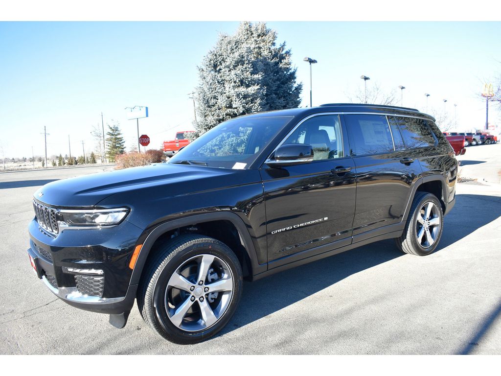 2025 Jeep Grand Cherokee Limited photo 4