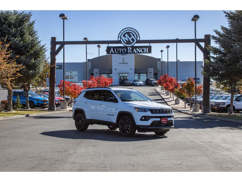 2026 Jeep Compass Altitude's photo