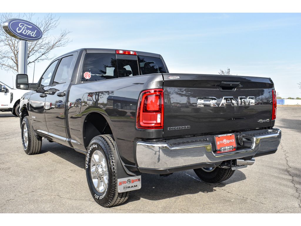 2025 Ram 2500 Big Horn photo 3