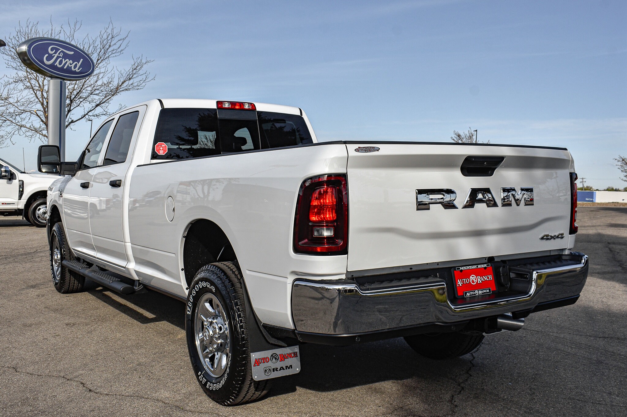 2025 Ram 3500 Tradesman photo 4