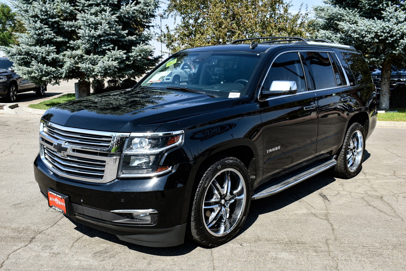 Used 2015 Chevrolet Tahoe LTZ with VIN 1GNSKCKC9FR132522 for sale in Mountain Home, ID