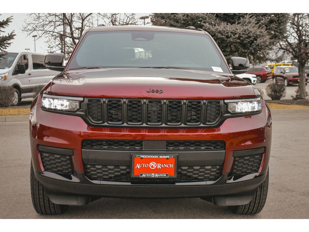 2025 Jeep Grand Cherokee Altitude X photo 2