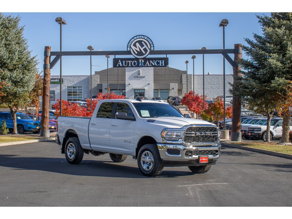 2022 RAM Ram 3500 Big Horn's photo