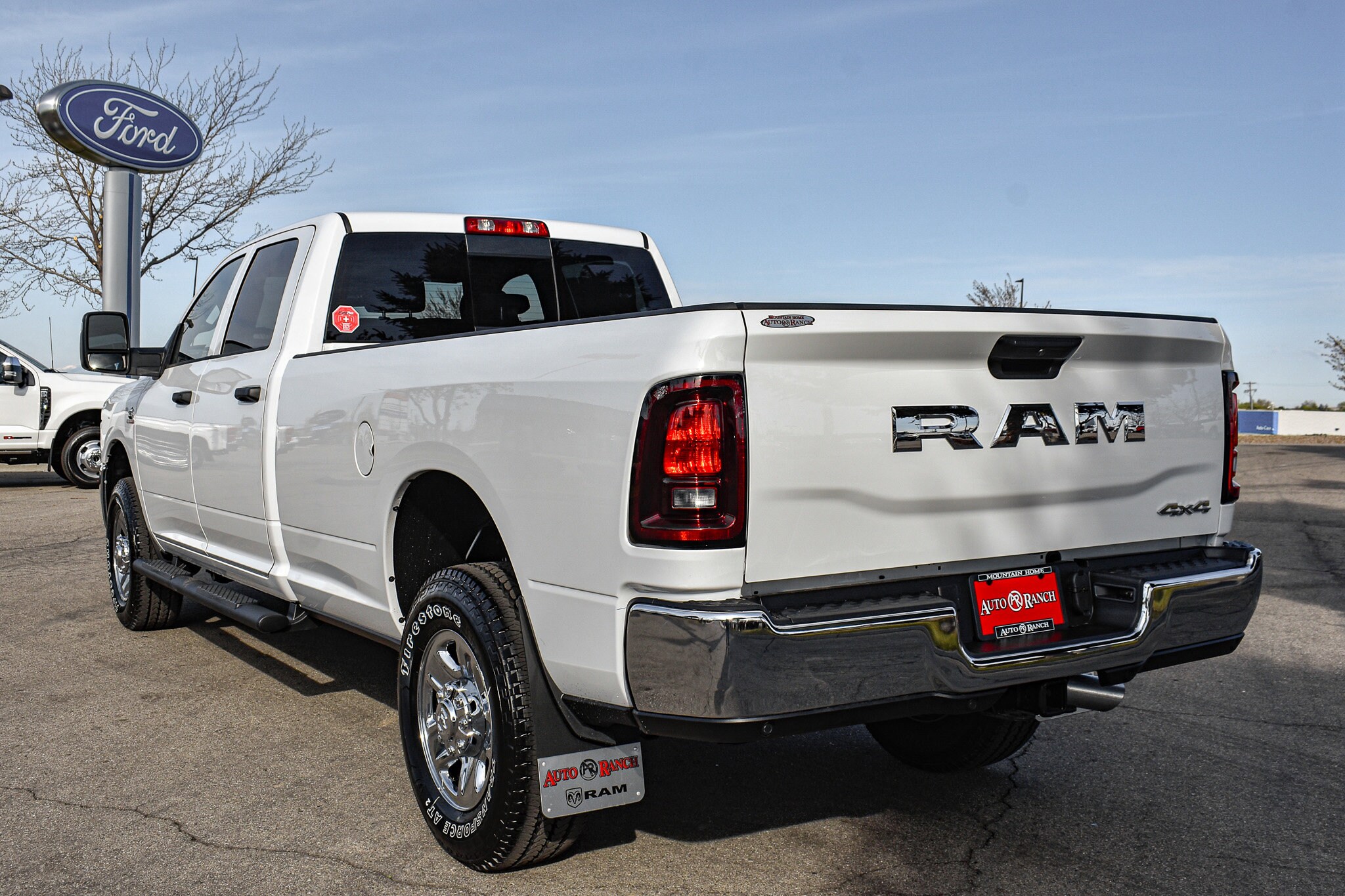 2025 Ram 3500 Tradesman photo 4