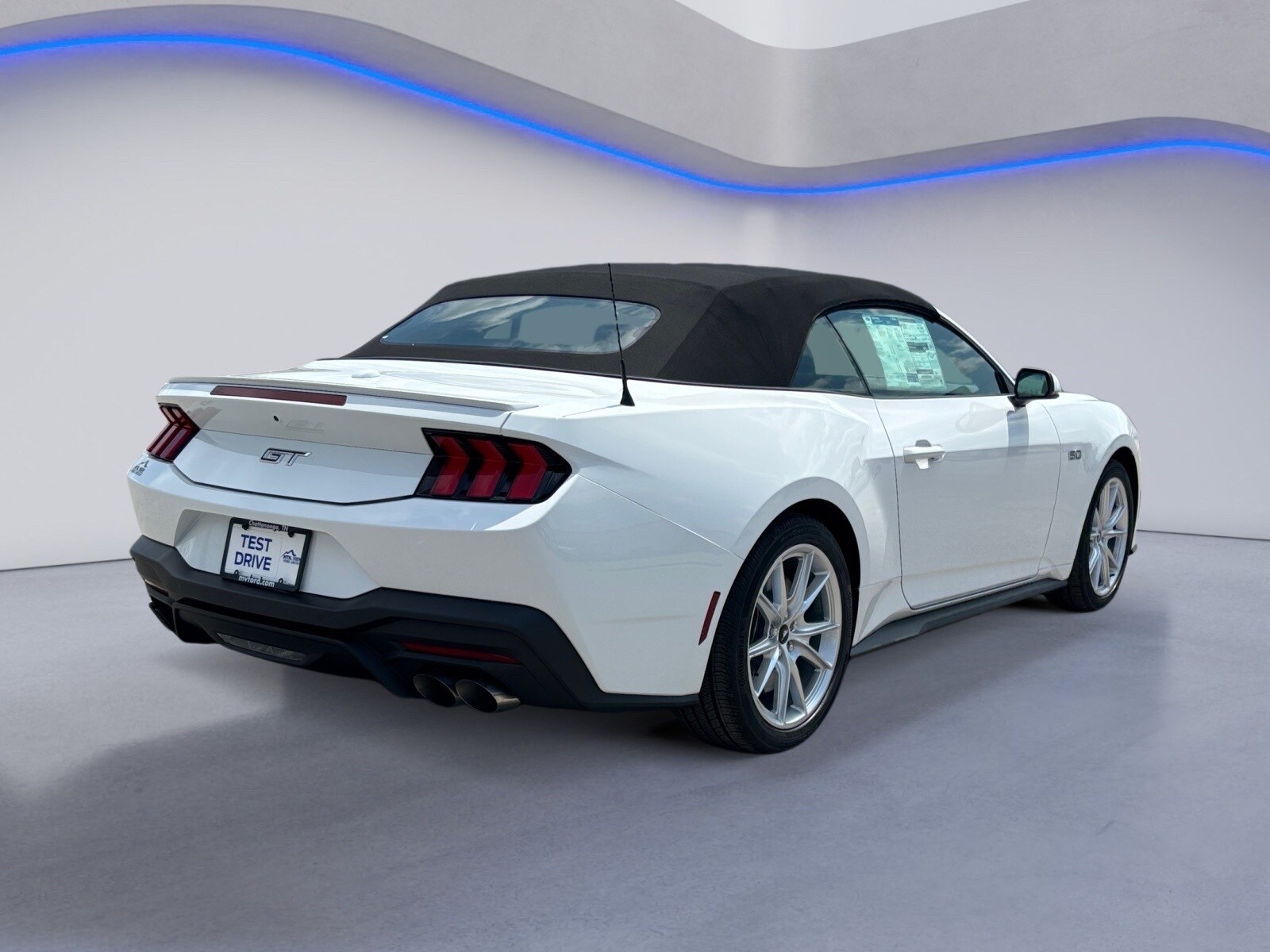 2025 Ford Mustang GT Premium Convertible photo 4