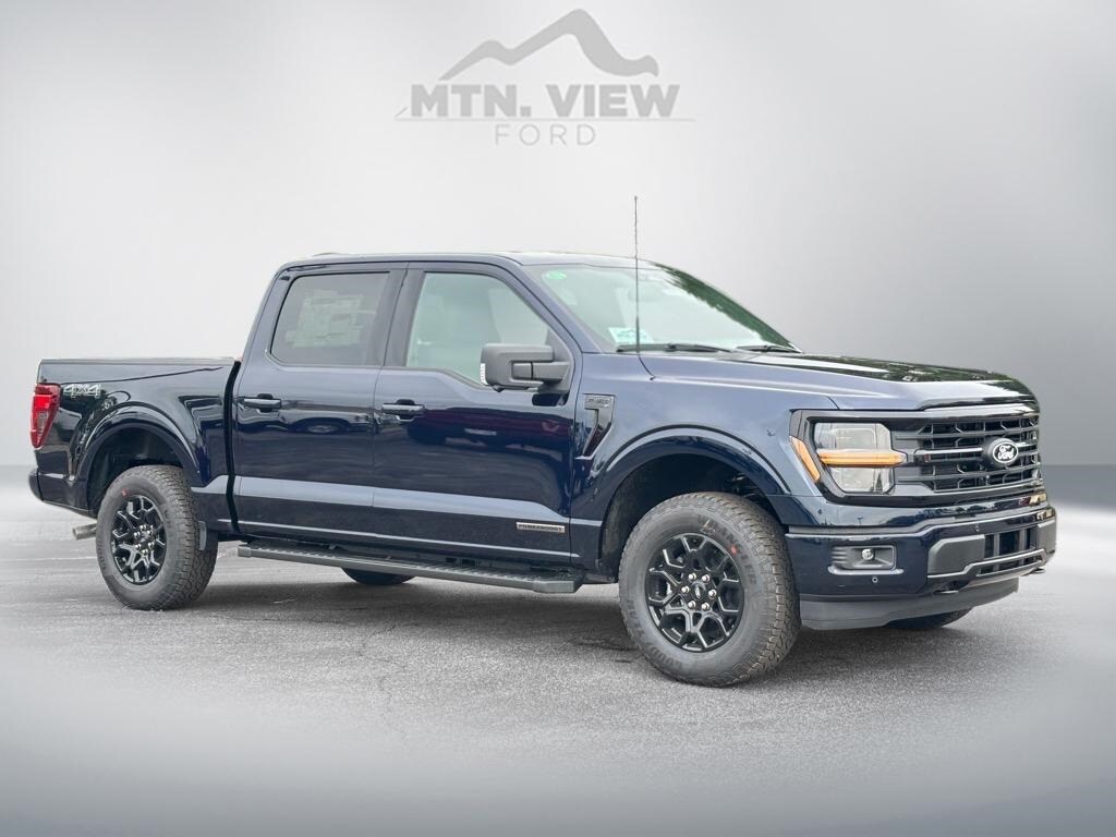 2025 Ford F-150 XLT photo 2