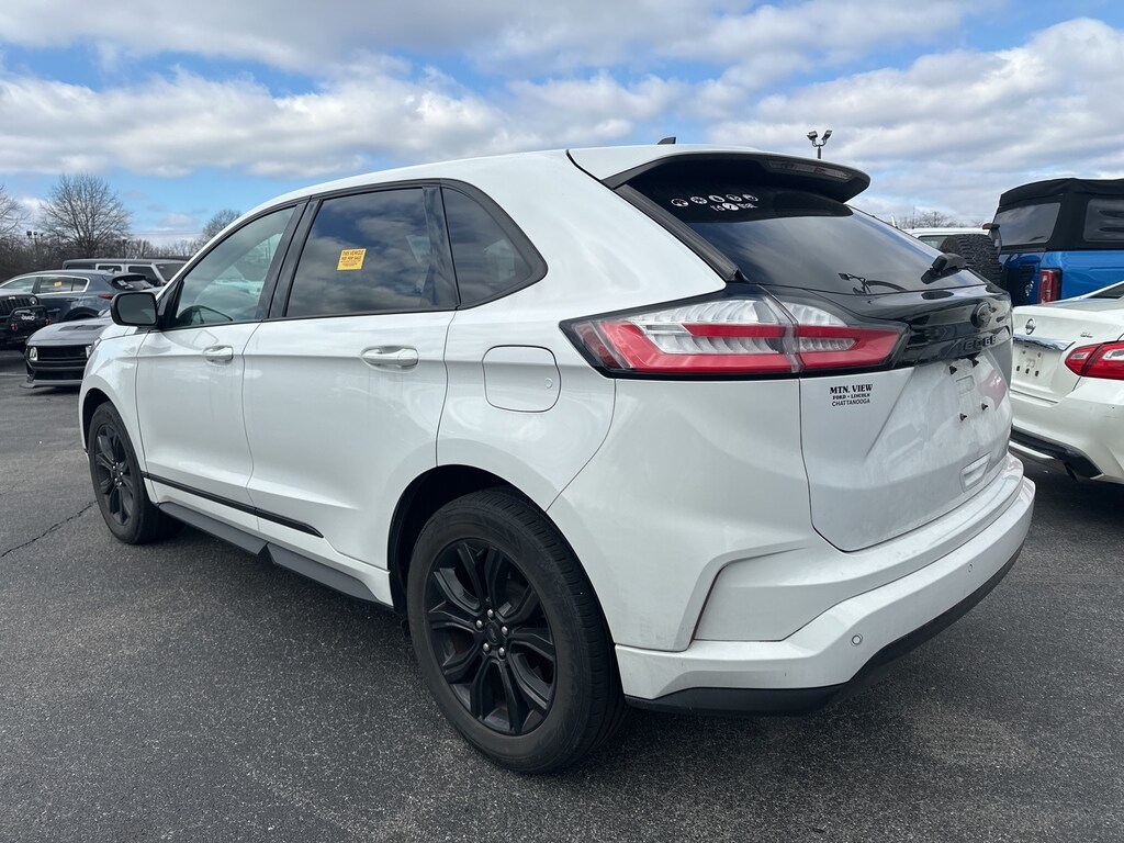 Used 2023 Ford Edge SE SUV