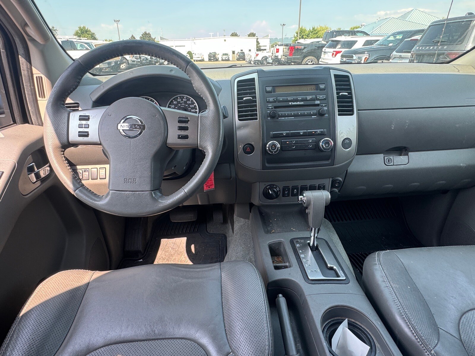 2012 Nissan Frontier SL photo 4