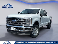 2026 Ford F-350 XLT Truck  Crew Cab