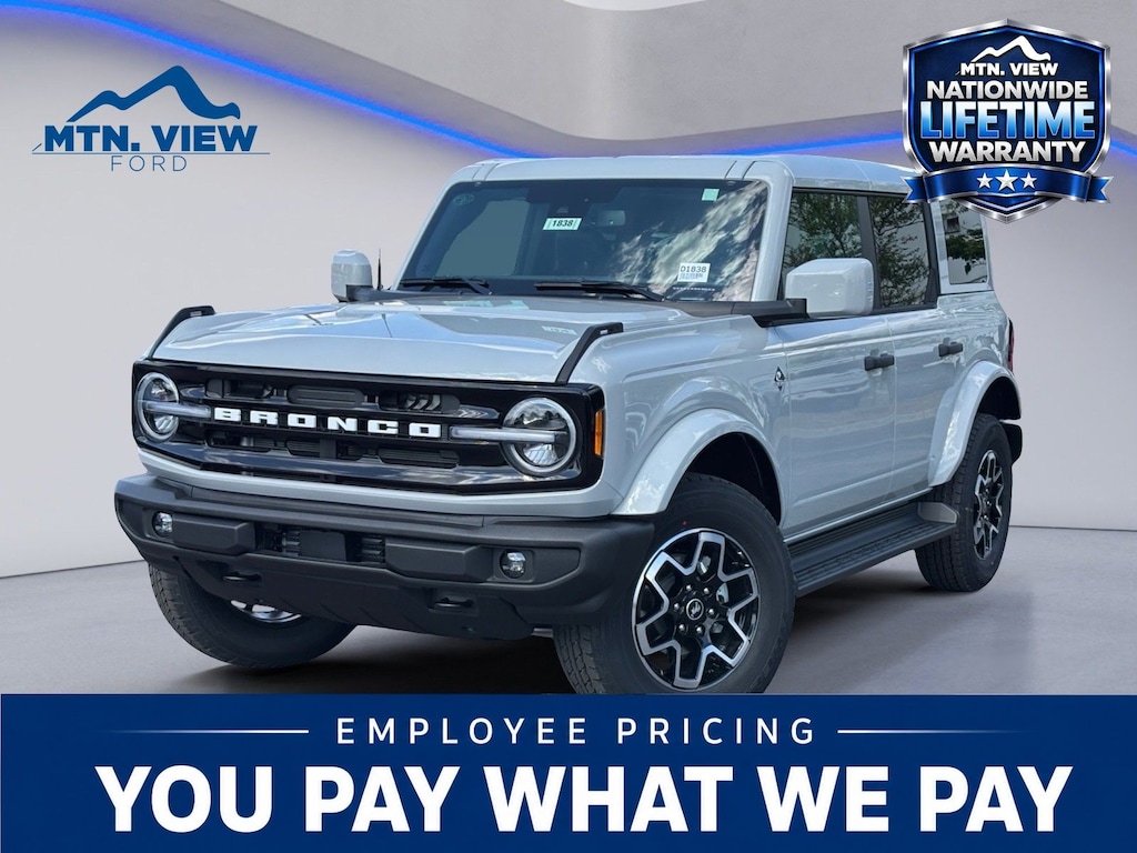 New 2026 Ford Bronco Outer Banks SUV