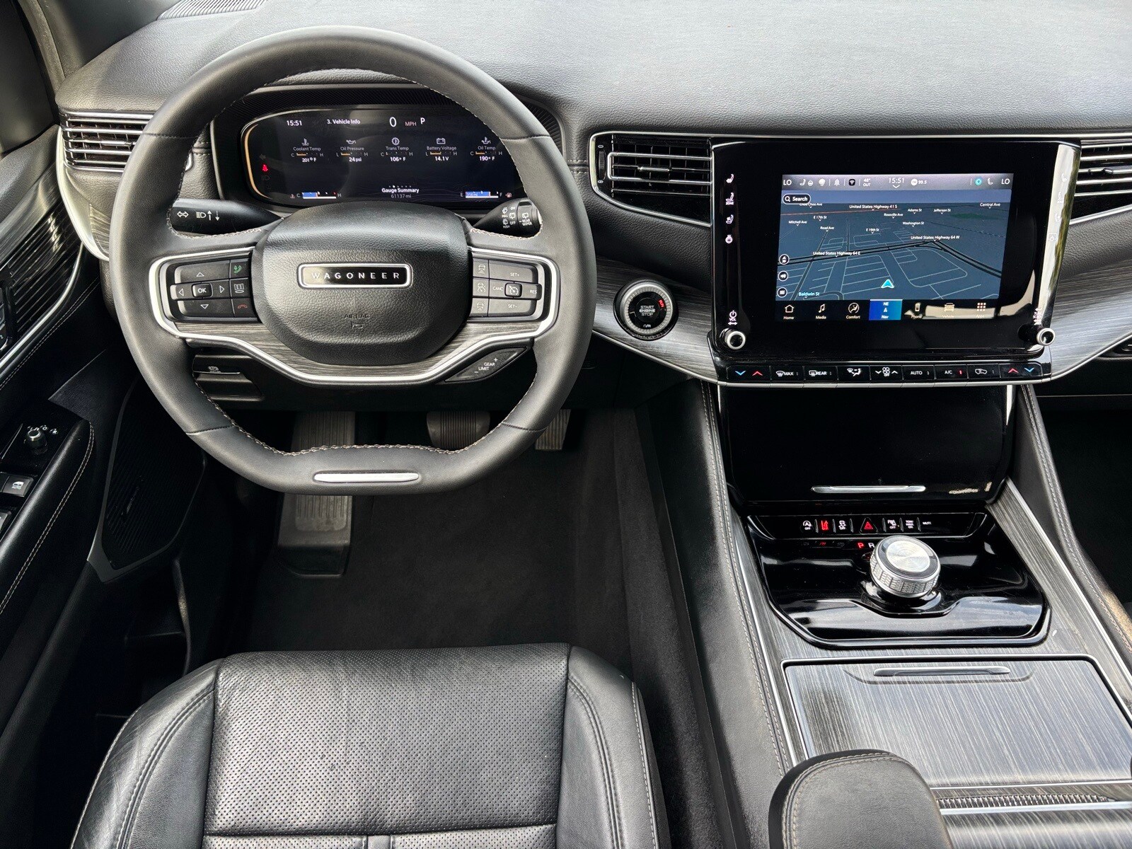 2024 Jeep Wagoneer Series II photo 3