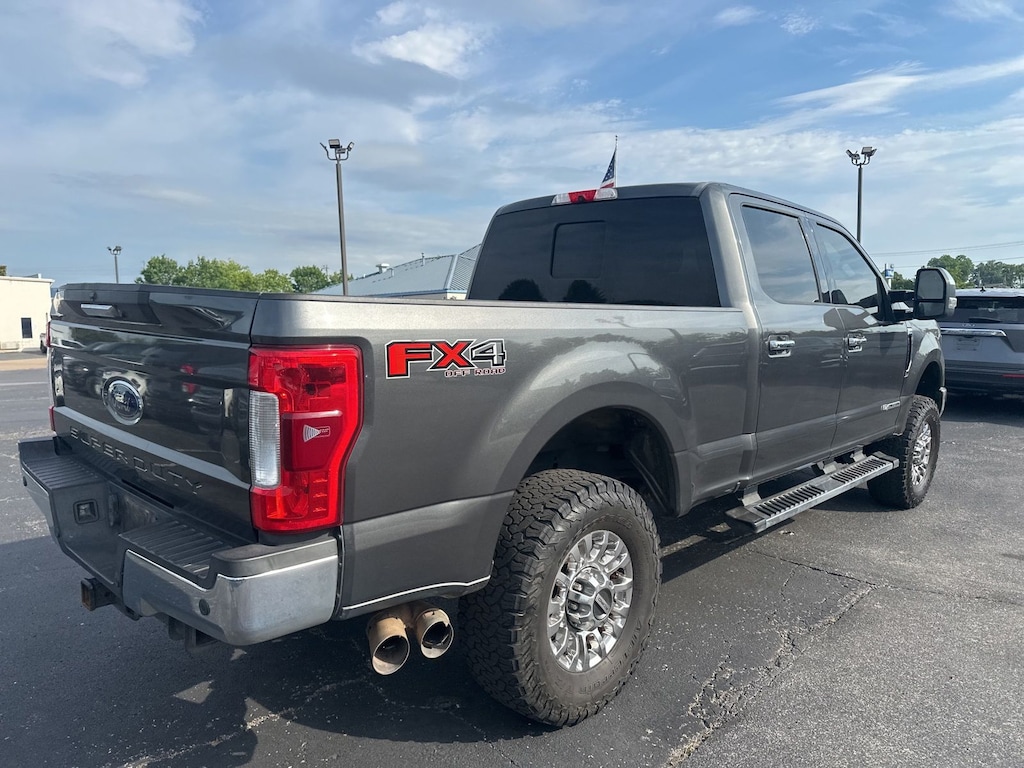 Used 2017 Ford F-250 Lariat Truck