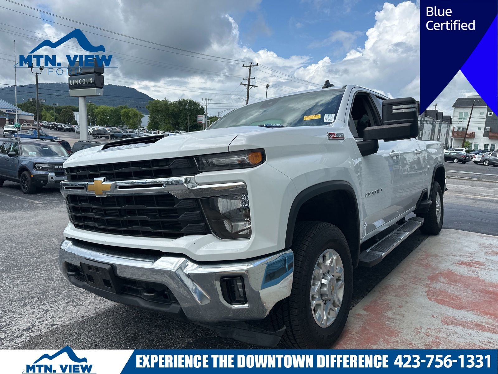 2024 Chevrolet Silverado HD LT 4WD Crew Cab Standard Box's photo