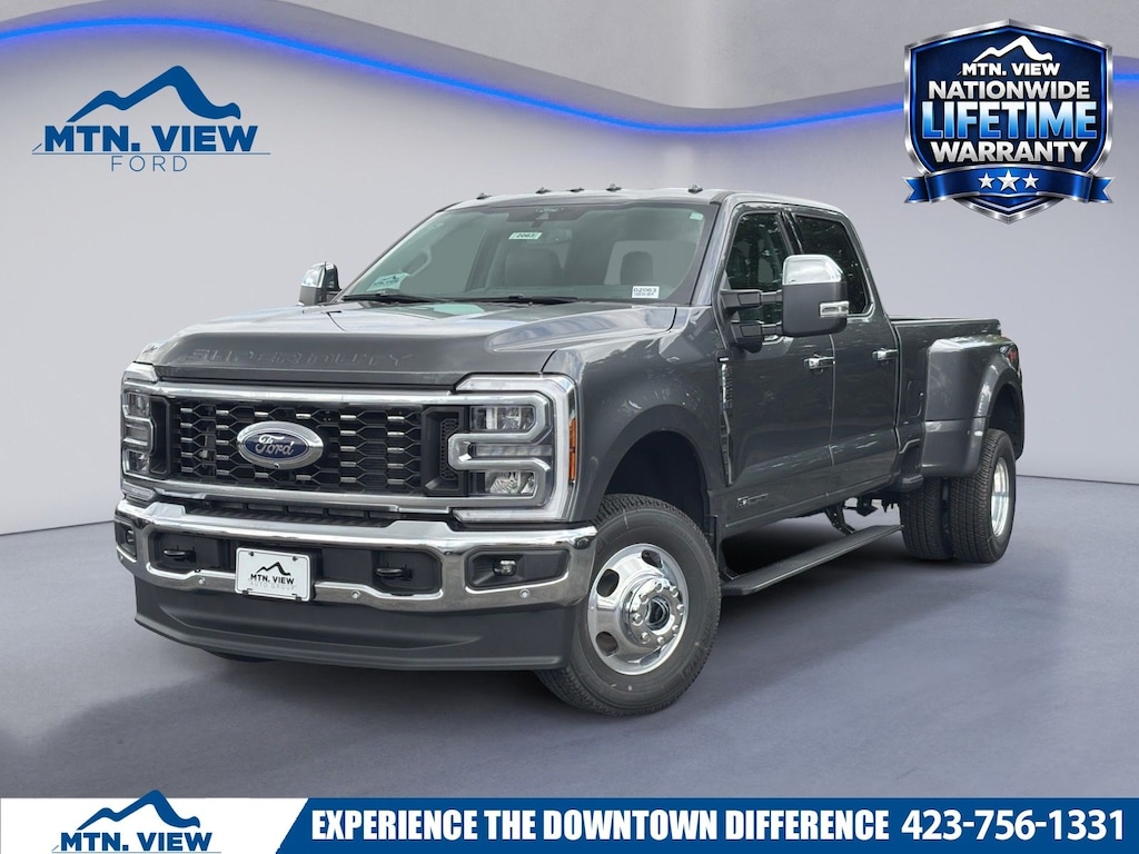 New 2026 Ford F-350 Lariat DRW Truck Crew Cab
