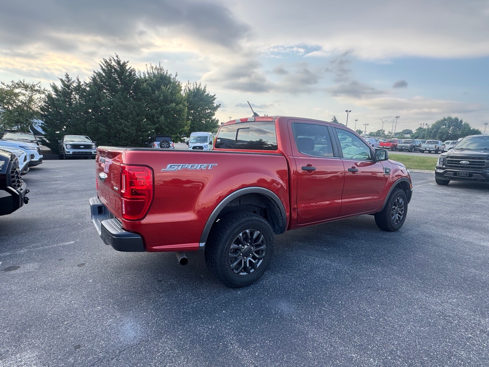 2019 Ford Ranger XLT photo 4