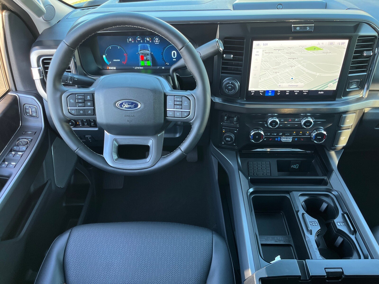 2026 Ford F-350 Lariat photo 3