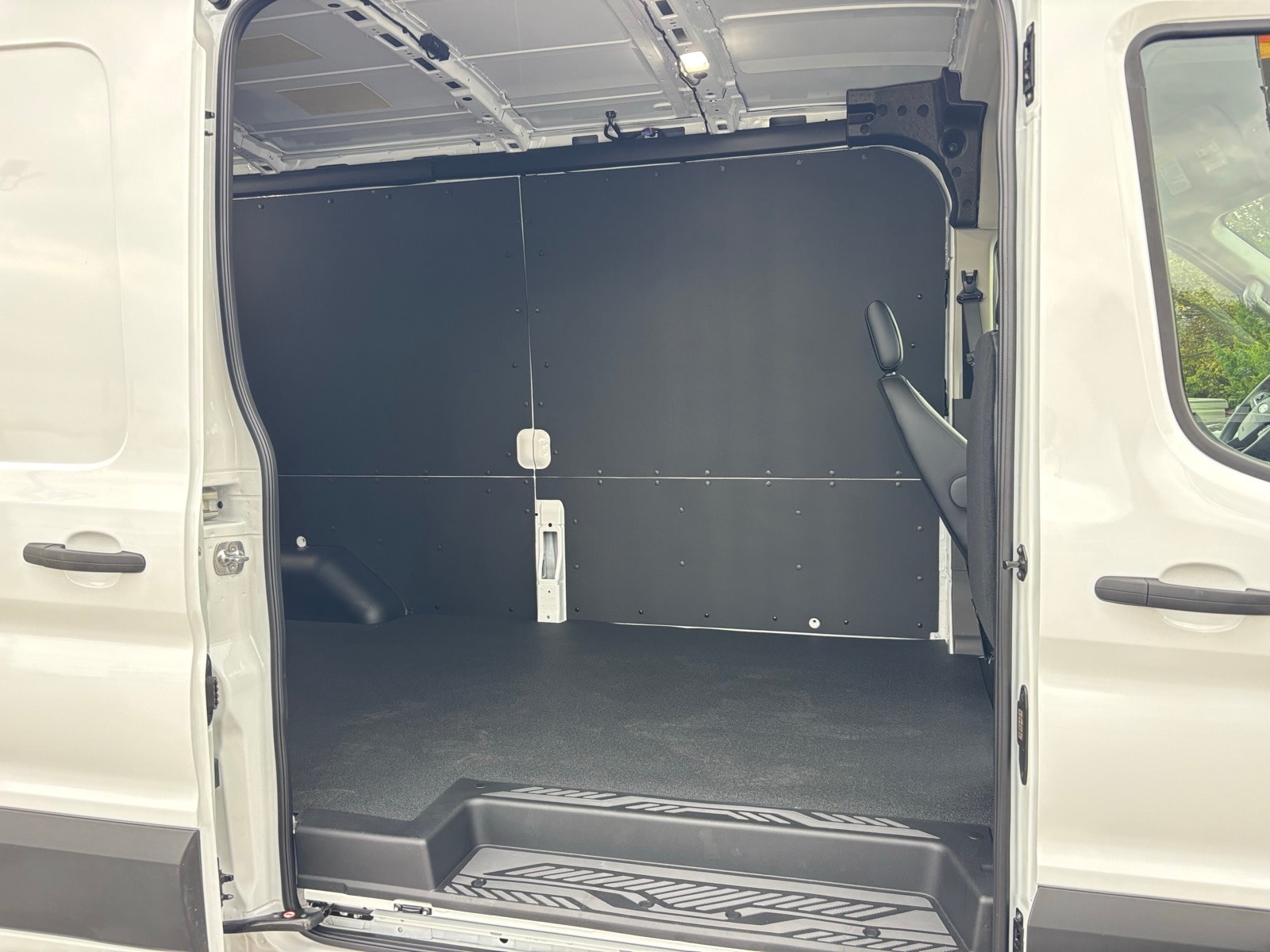 2026 Ford Transit Van Base - Photo 17
