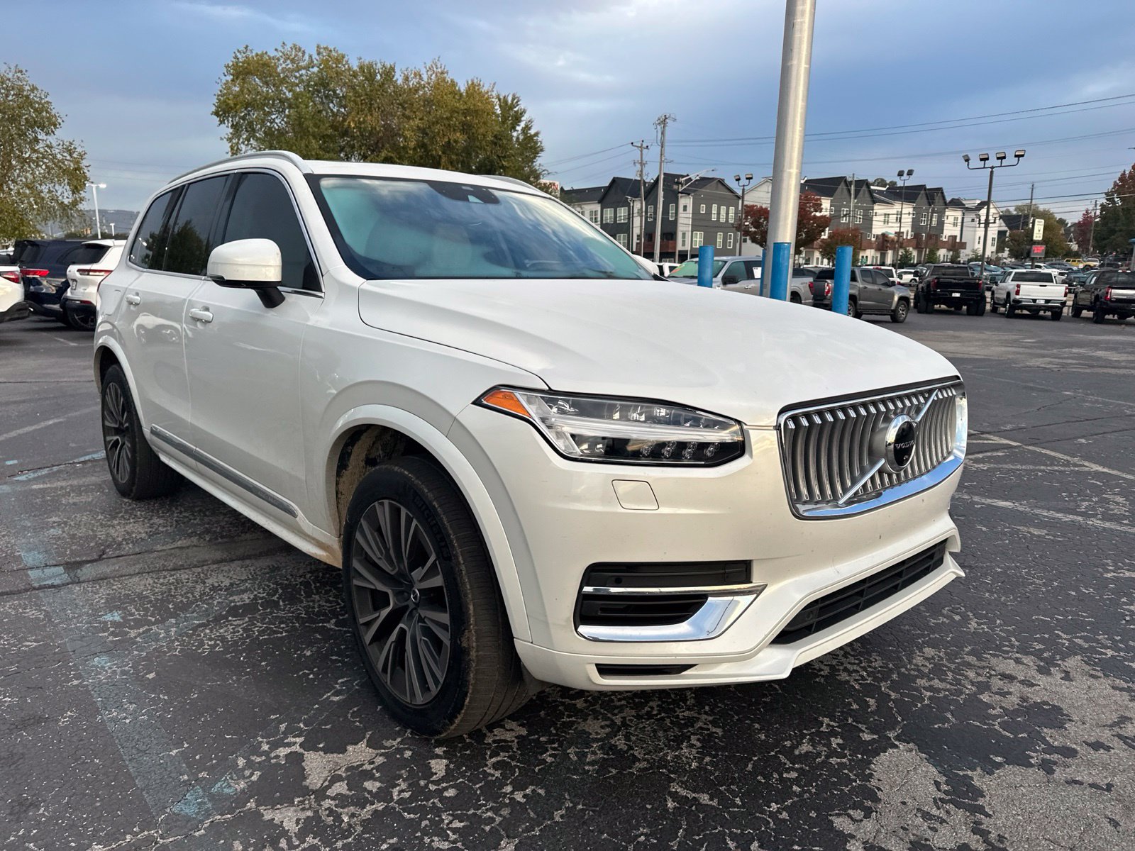 Certified 2022 Volvo XC90 Recharge Plug-In Hybrid T8 Inscription Expression Extended Range 7P SUV