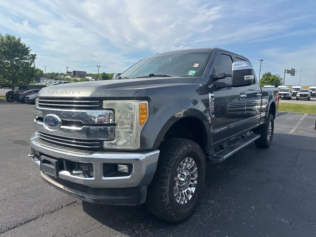 Used 2017 Ford F-250 Lariat Truck
